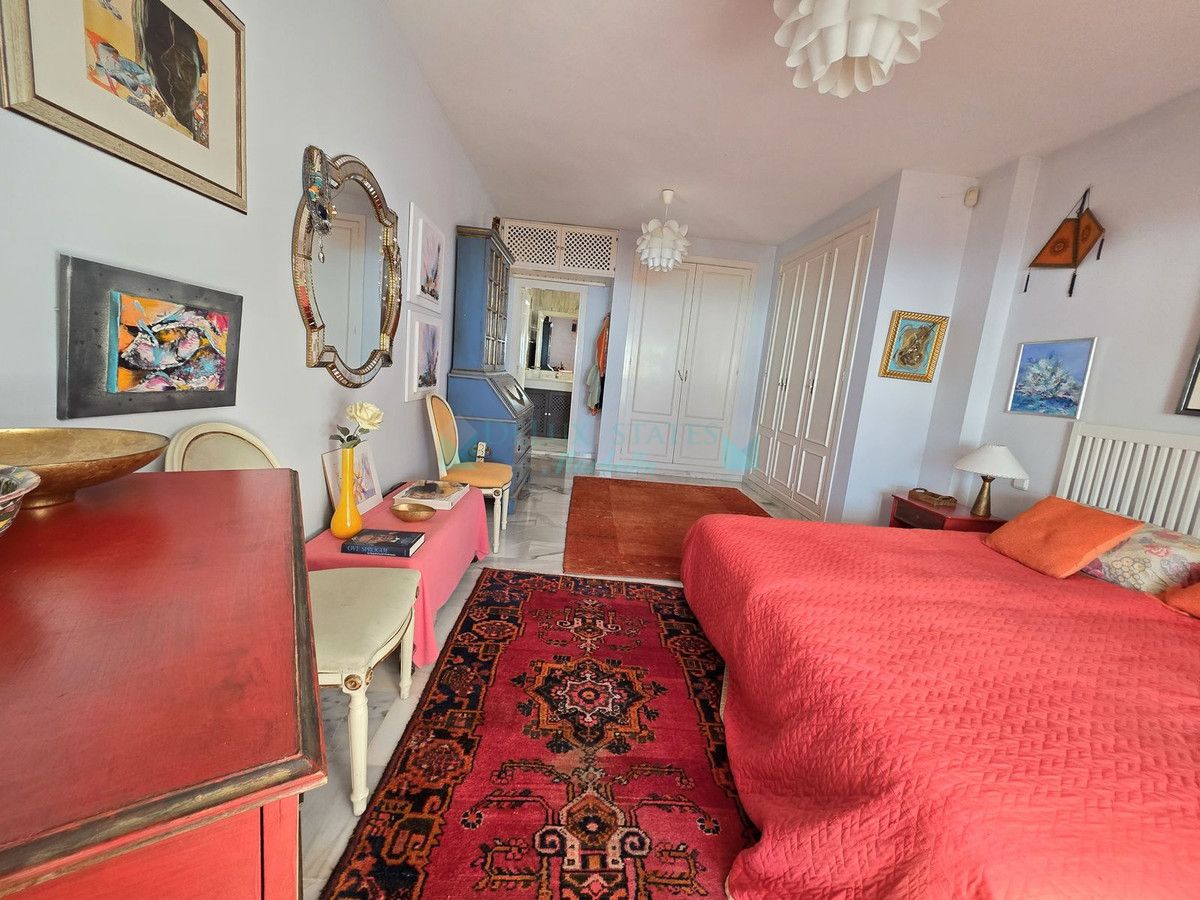 Apartment for sale in La Mairena, Marbella East