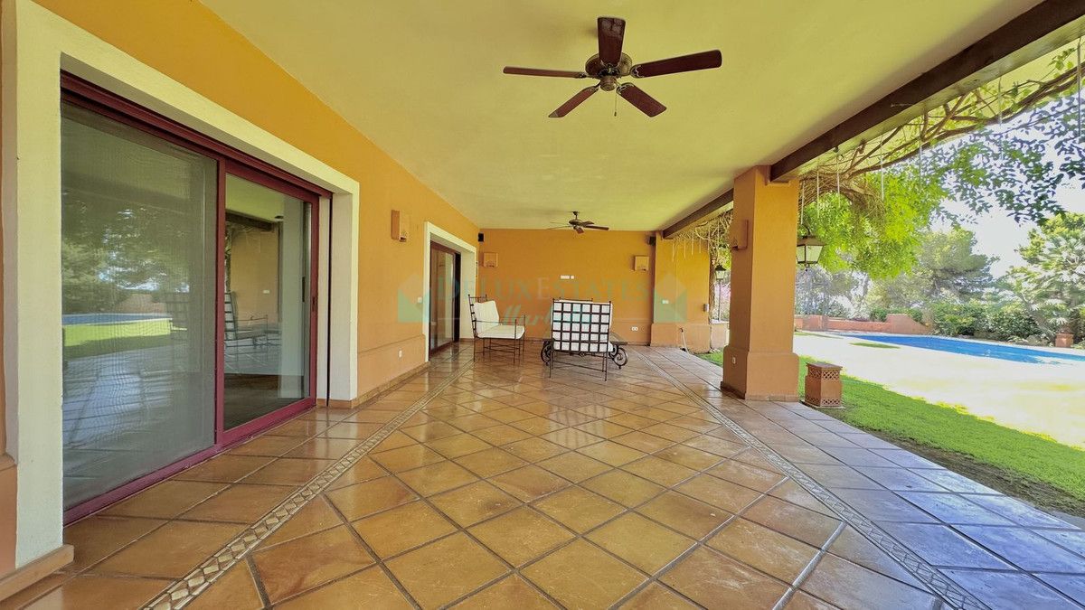 Villa for sale in Marbella Golden Mile