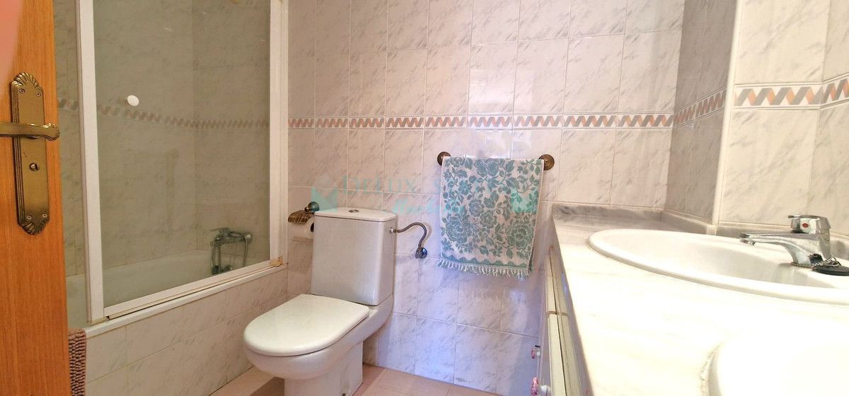 Apartment for sale in El Rosario, Marbella East