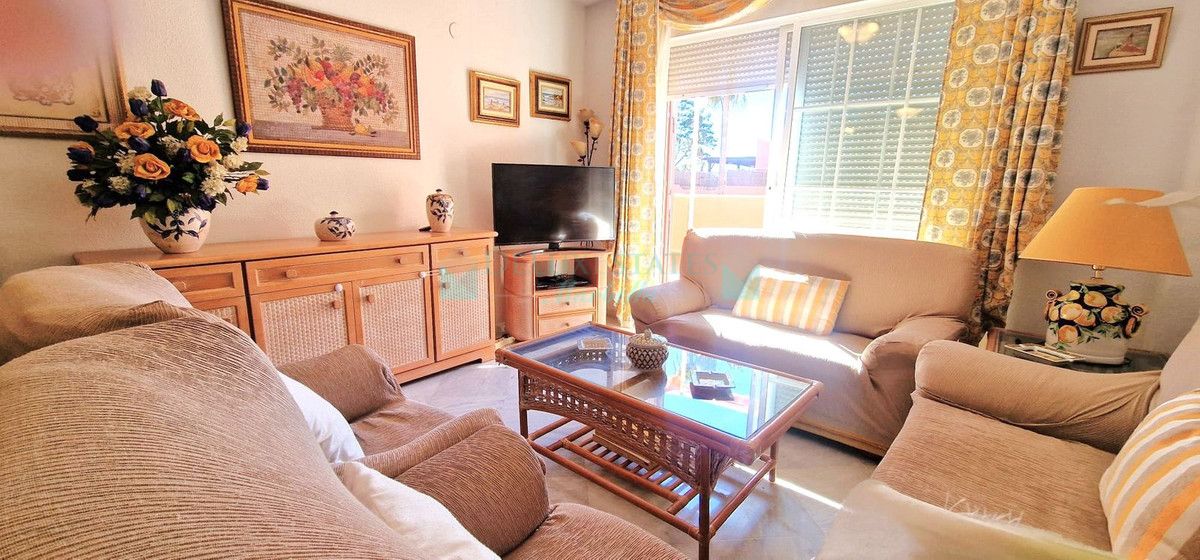 Apartment for sale in El Rosario, Marbella East