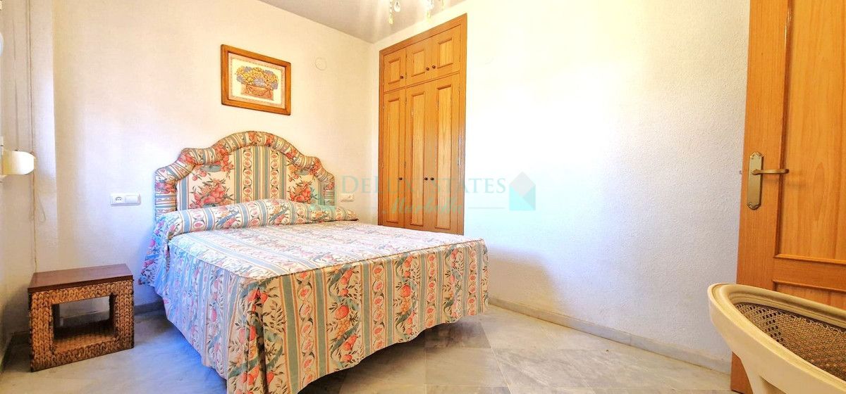 Apartment for sale in El Rosario, Marbella East