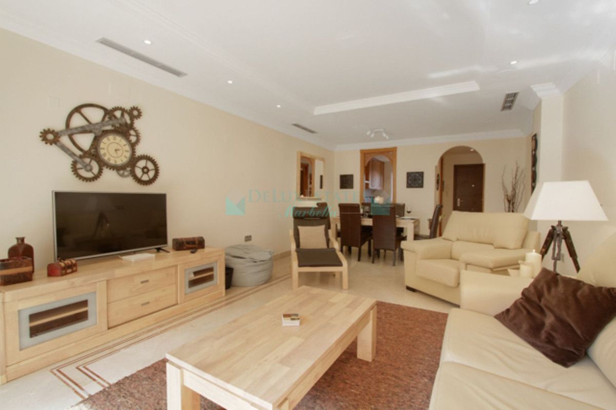 Ground Floor Apartment for sale in Aloha, Nueva Andalucia