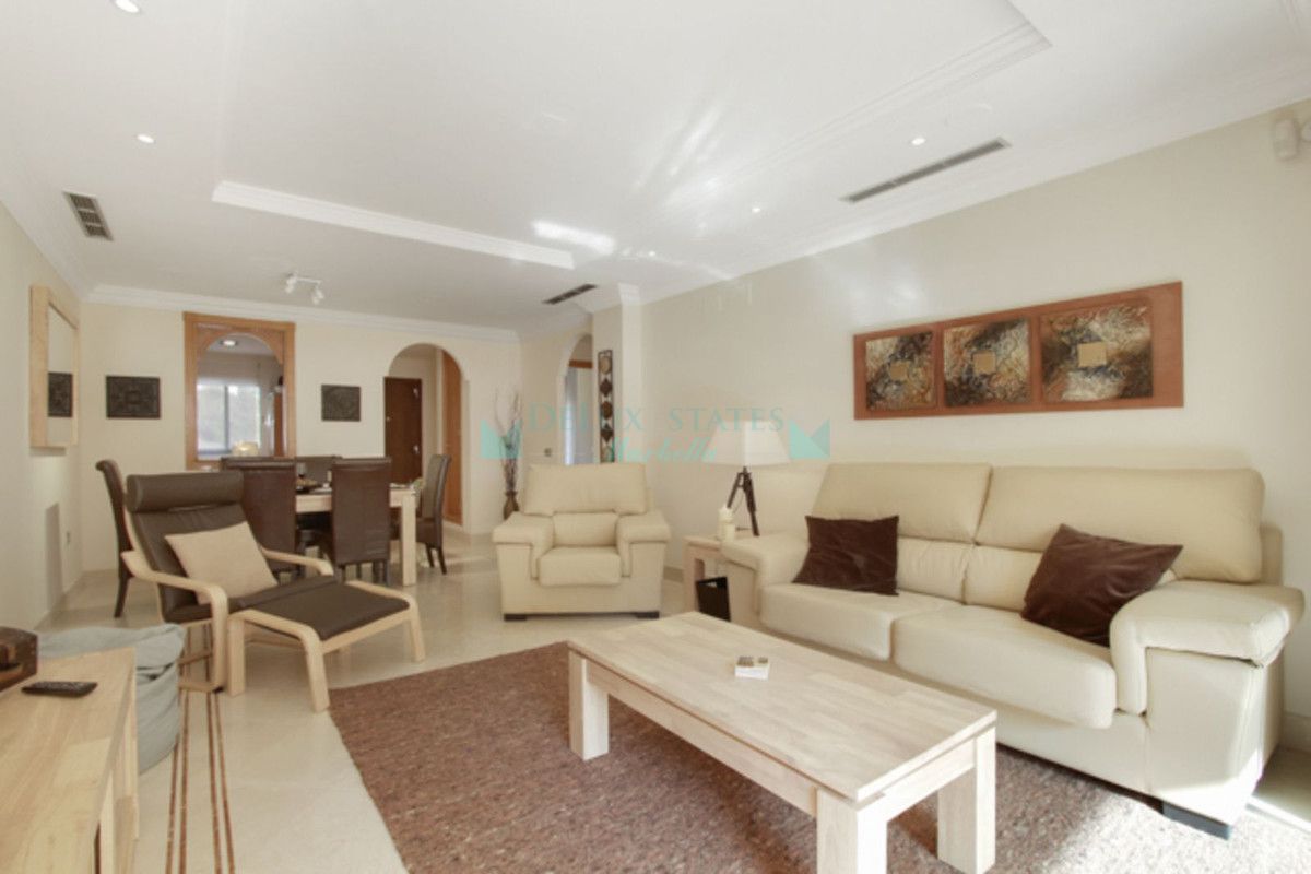 Ground Floor Apartment for sale in Aloha, Nueva Andalucia