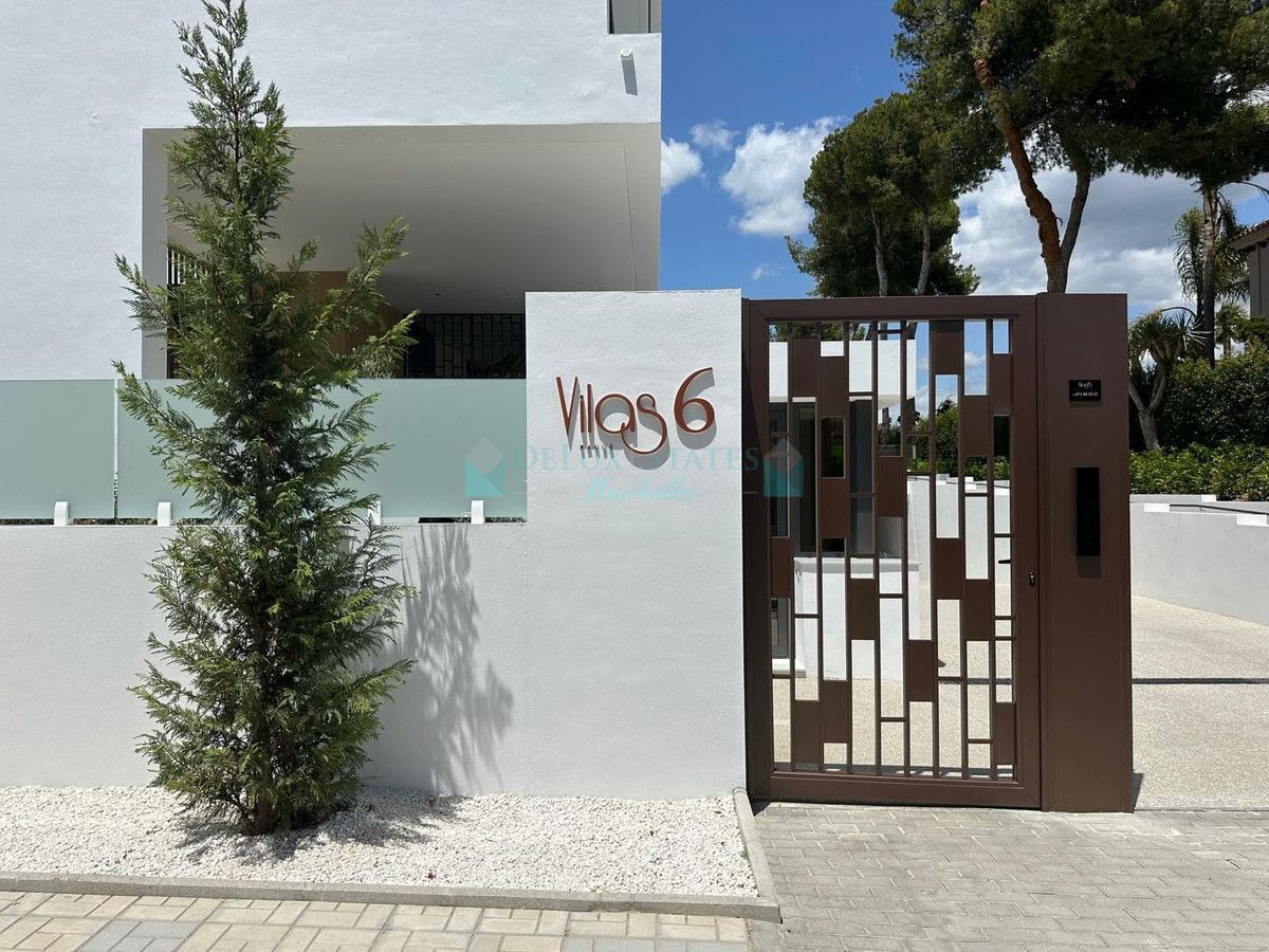 Semi Detached Villa for sale in Nueva Andalucia