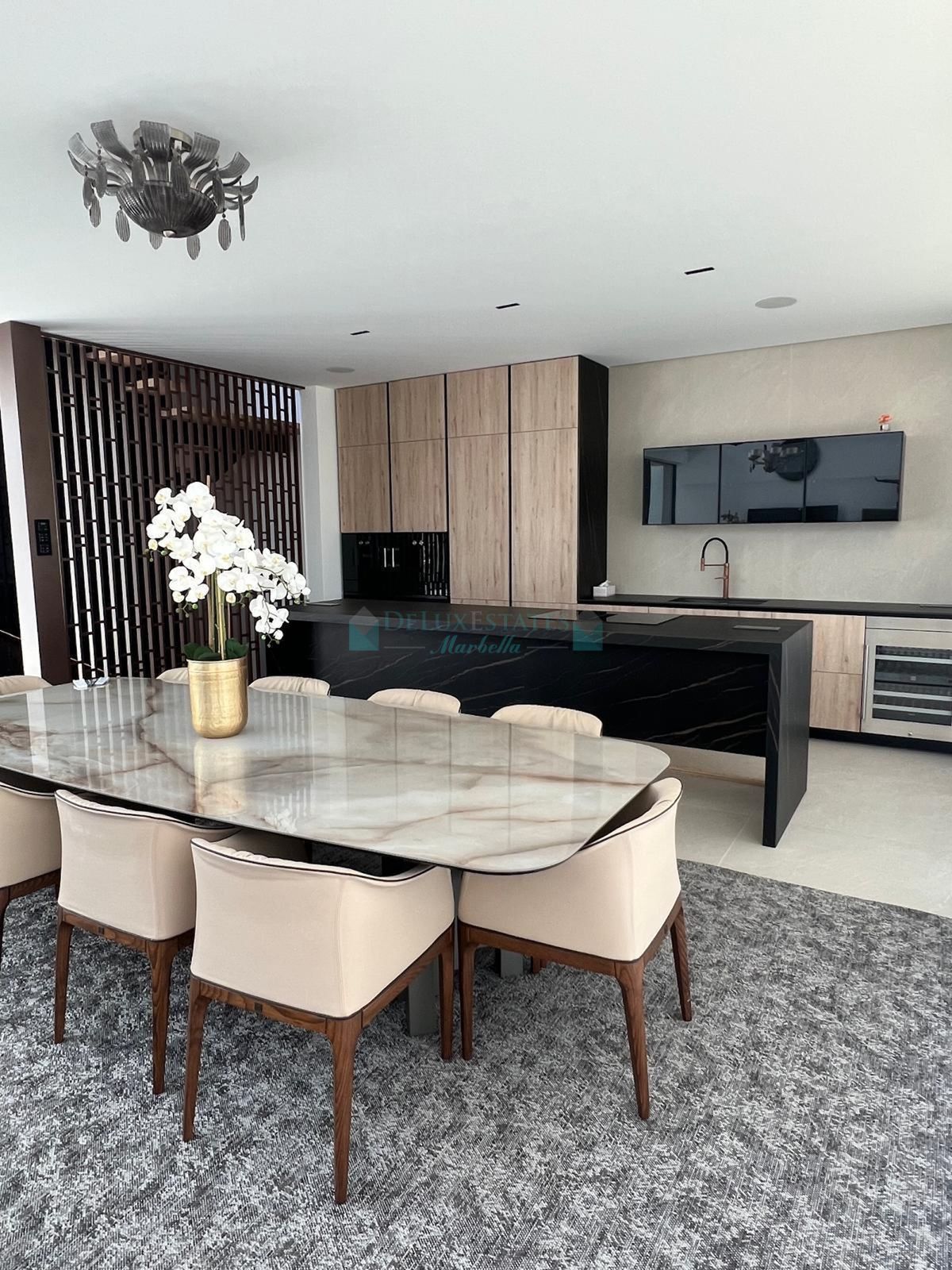 Semi Detached Villa for sale in Nueva Andalucia