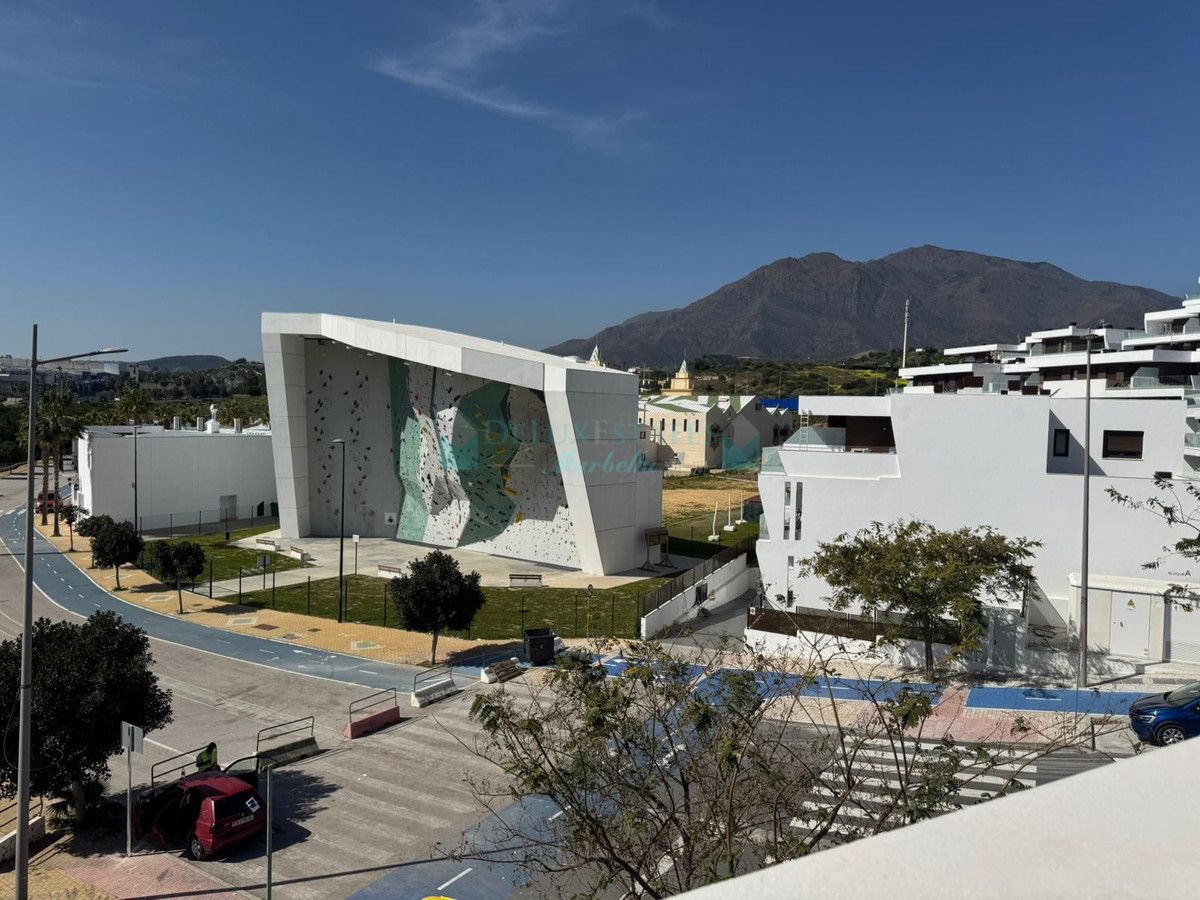 Penthouse for sale in Estepona