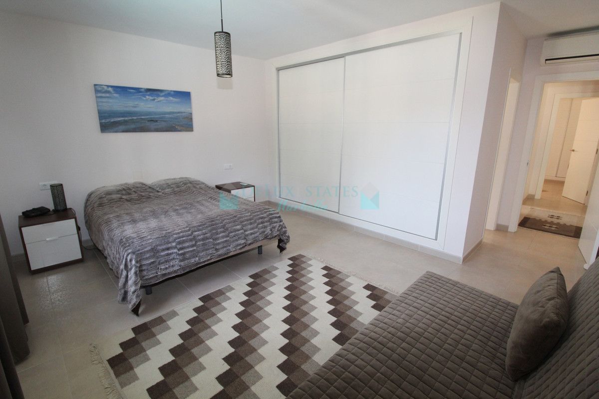 Town House for rent in Nueva Andalucia