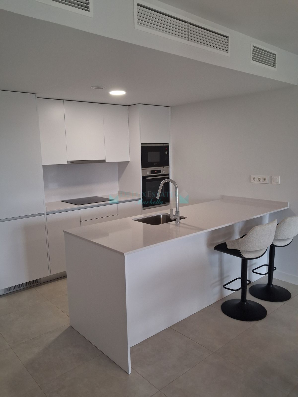 Ground Floor Apartment for sale in Estepona