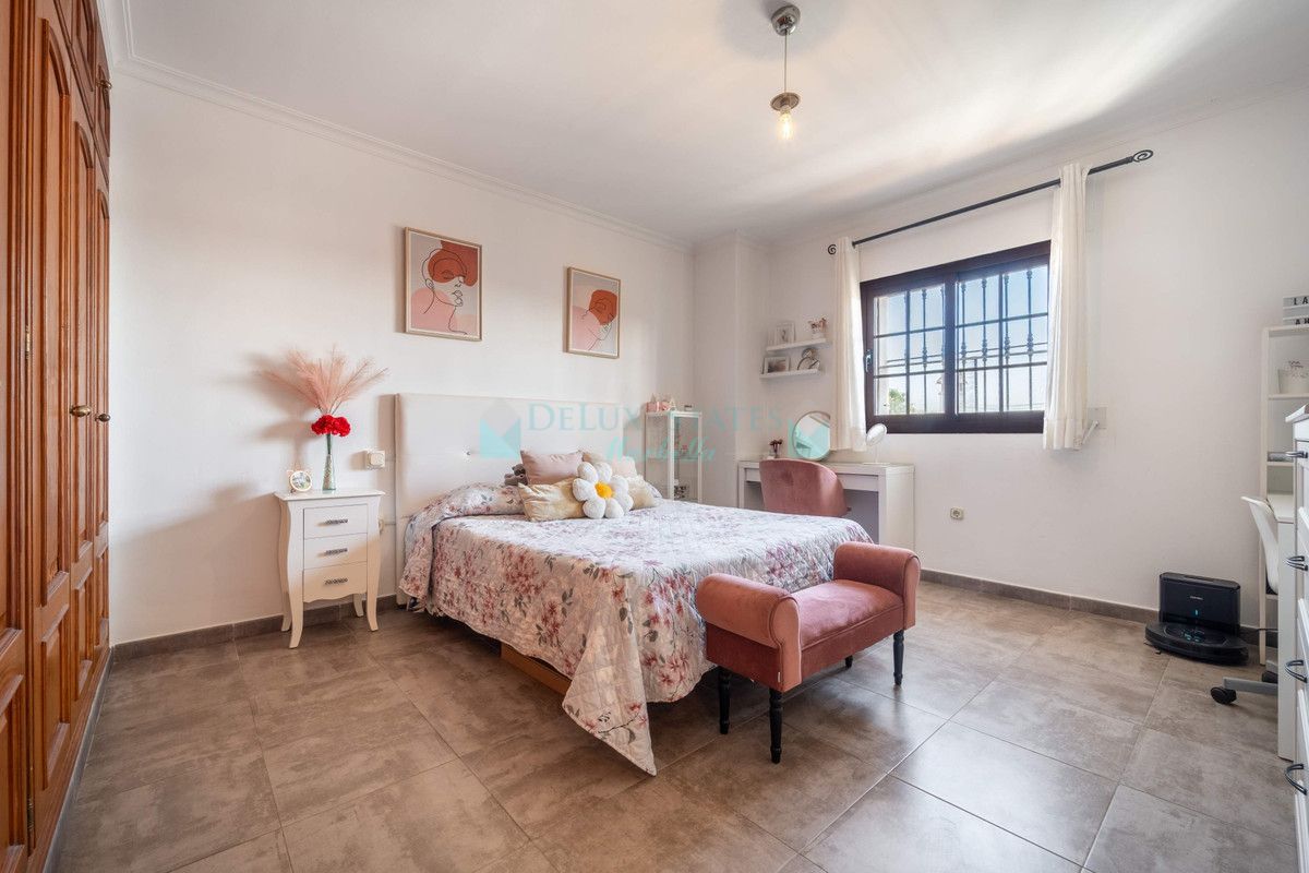 Semi Detached Villa for sale in Estepona