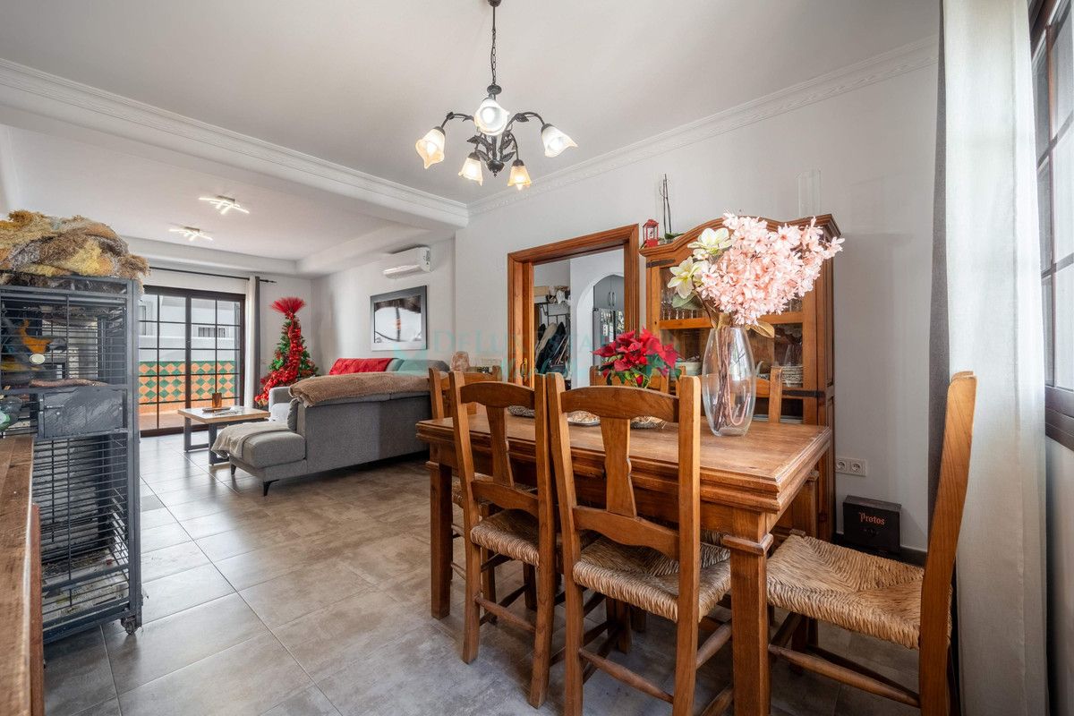 Semi Detached Villa for sale in Estepona