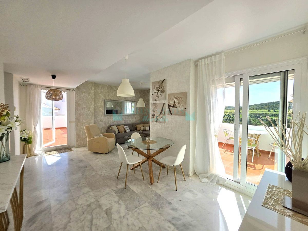 Penthouse for sale in Valle Romano, Estepona