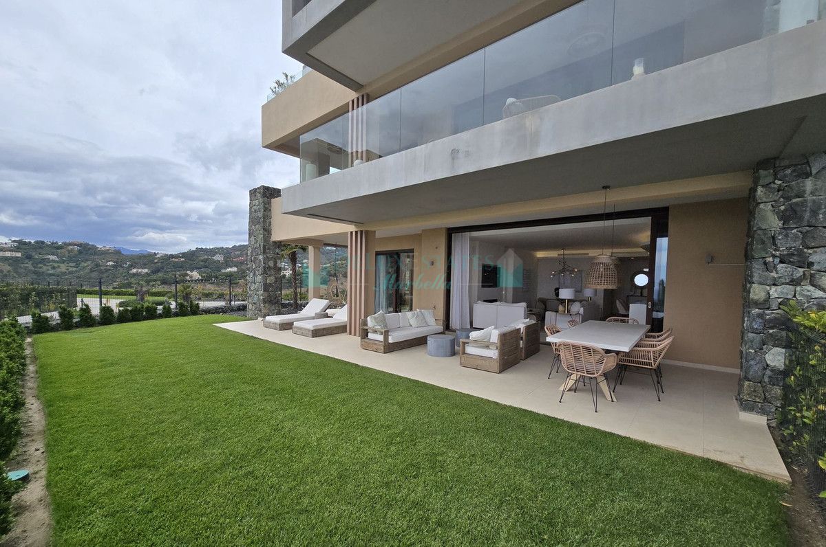 Ground Floor Apartment for sale in Benahavis