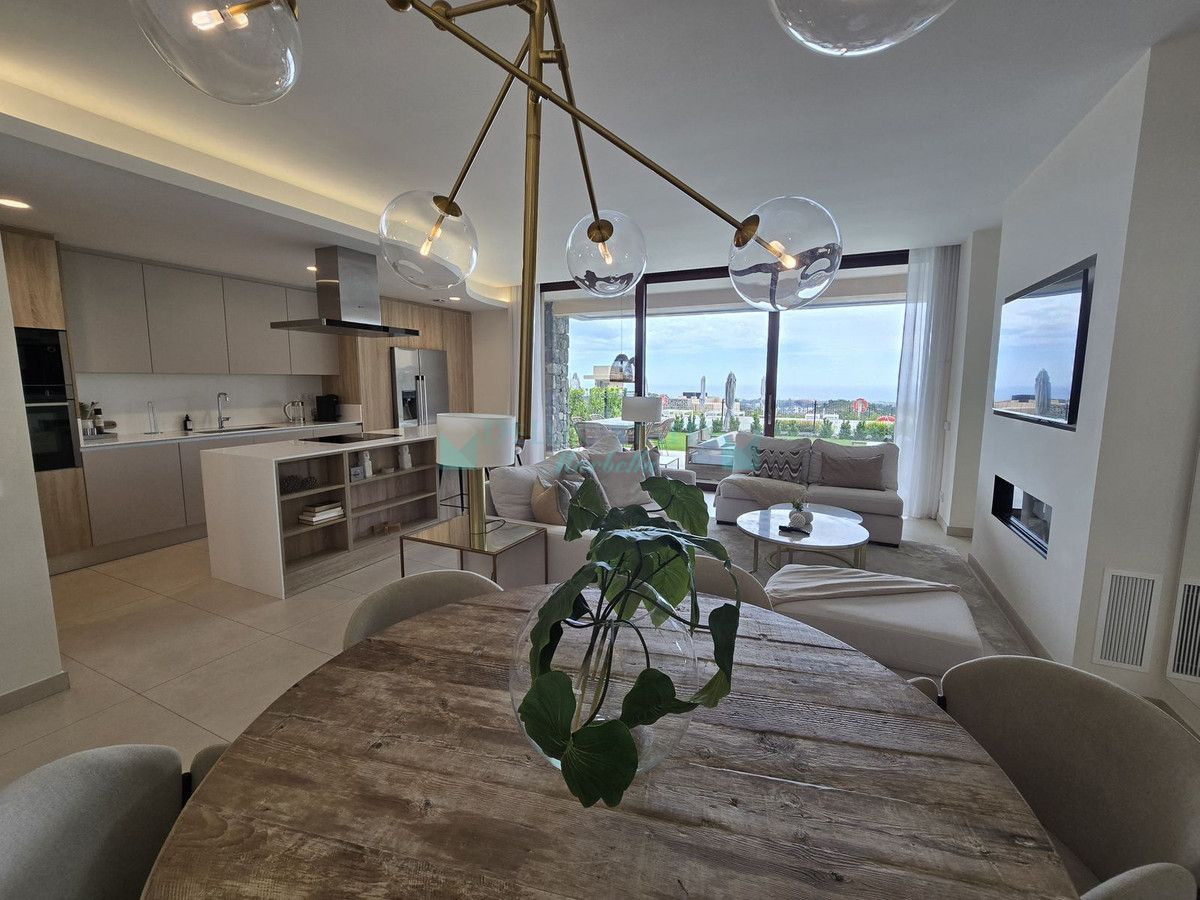 Ground Floor Apartment for sale in Benahavis