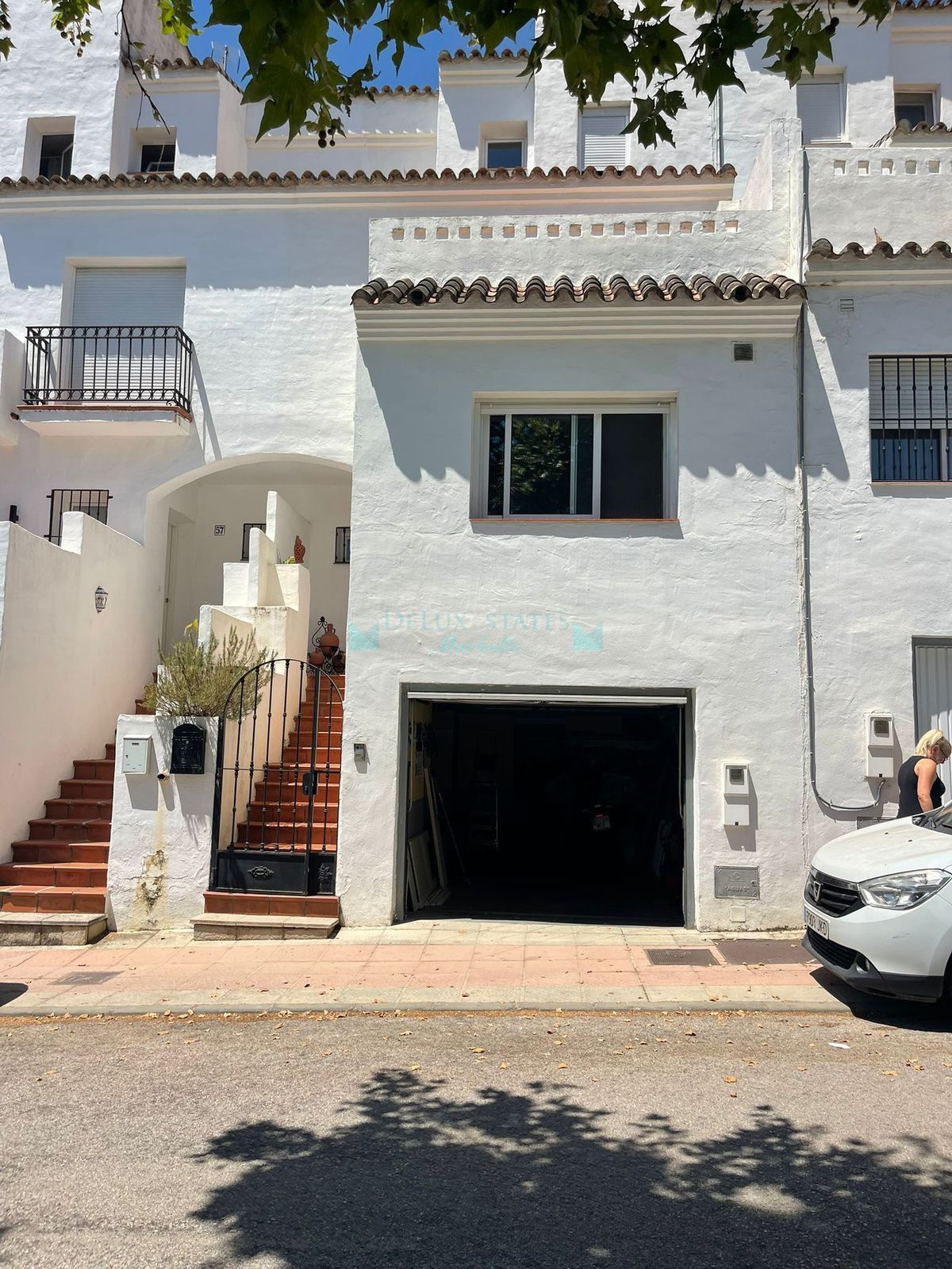 Town House for sale in Estepona