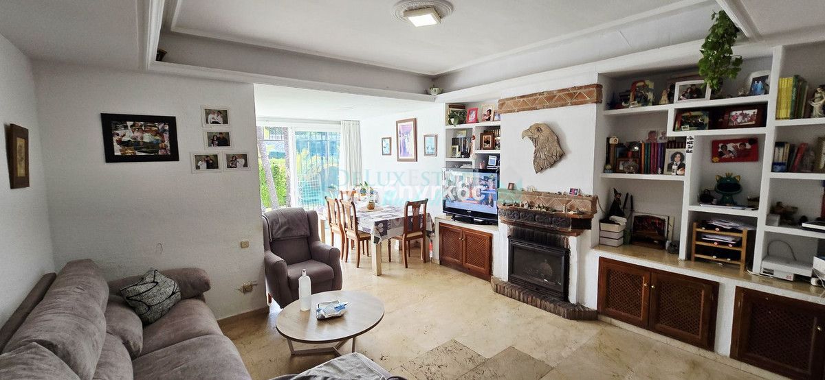 Ground Floor Apartment for sale in Nueva Andalucia