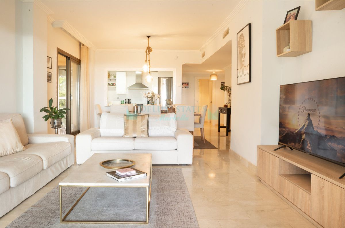 Ground Floor Apartment for sale in Benahavis