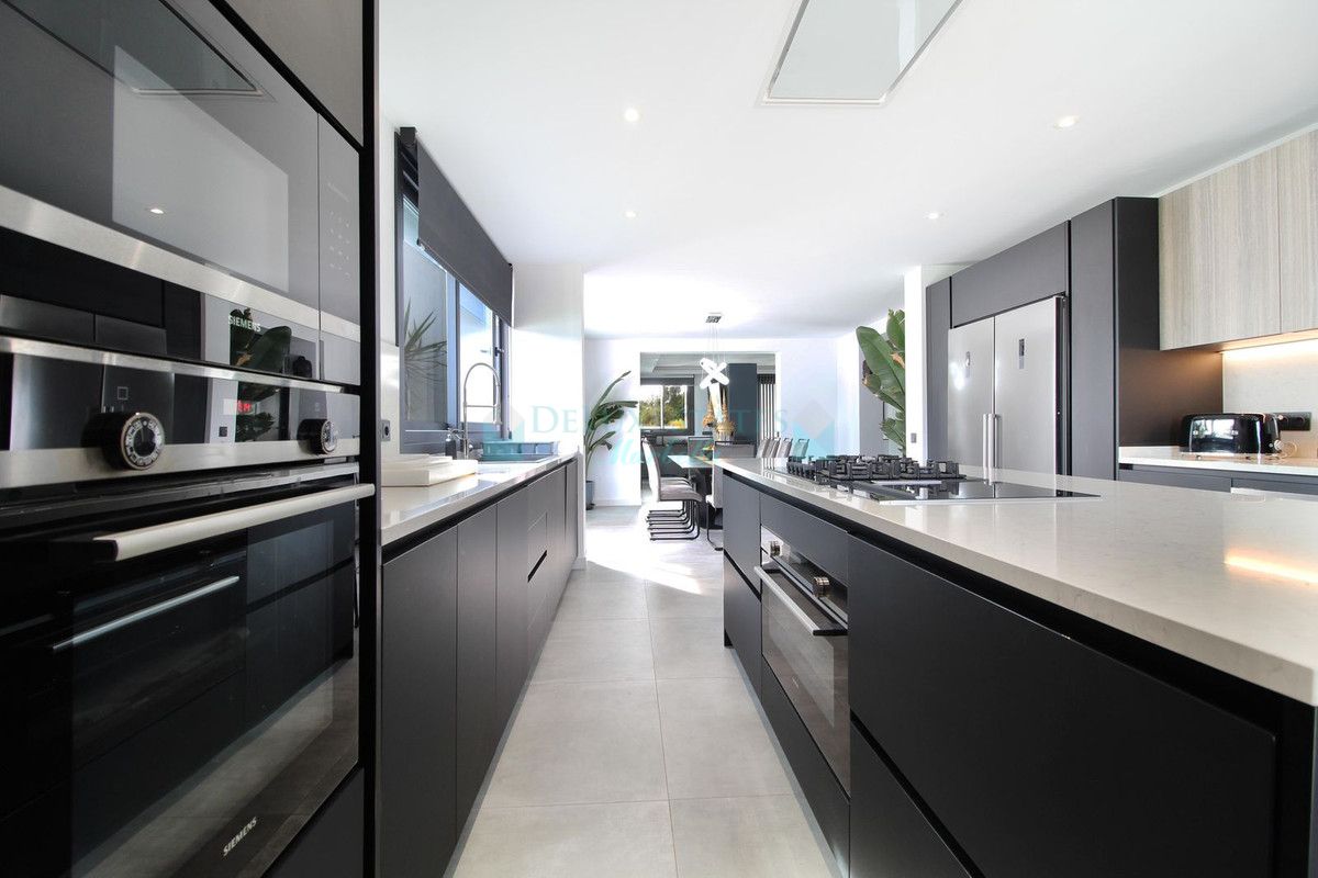 Villa for sale in San Pedro de Alcantara