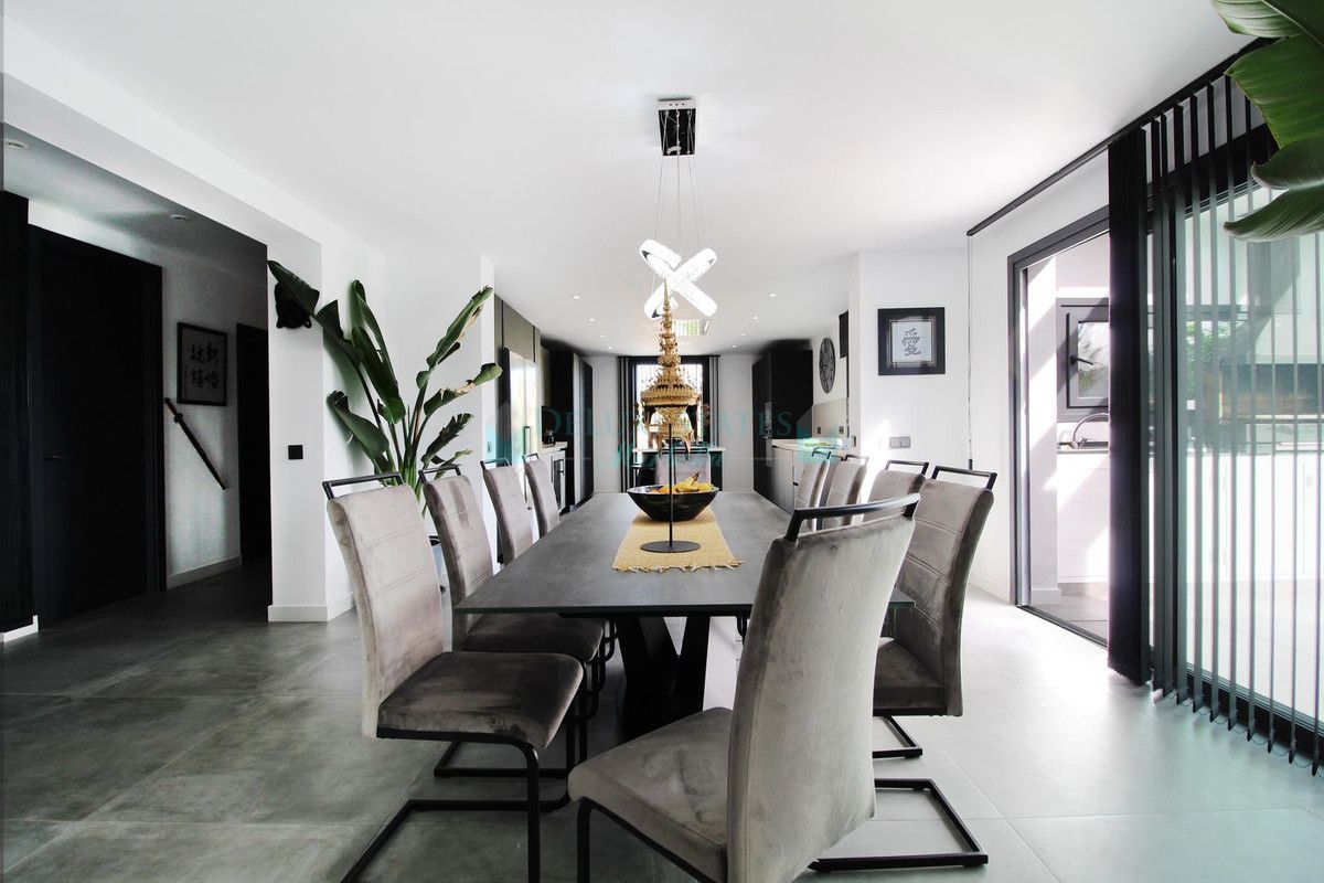 Villa for sale in San Pedro de Alcantara