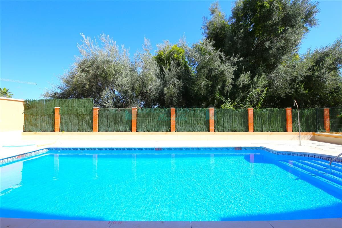 Apartment for rent in Estepona
