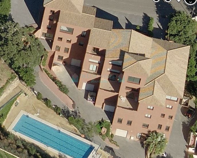 Hotel for sale in La Mairena, Marbella East