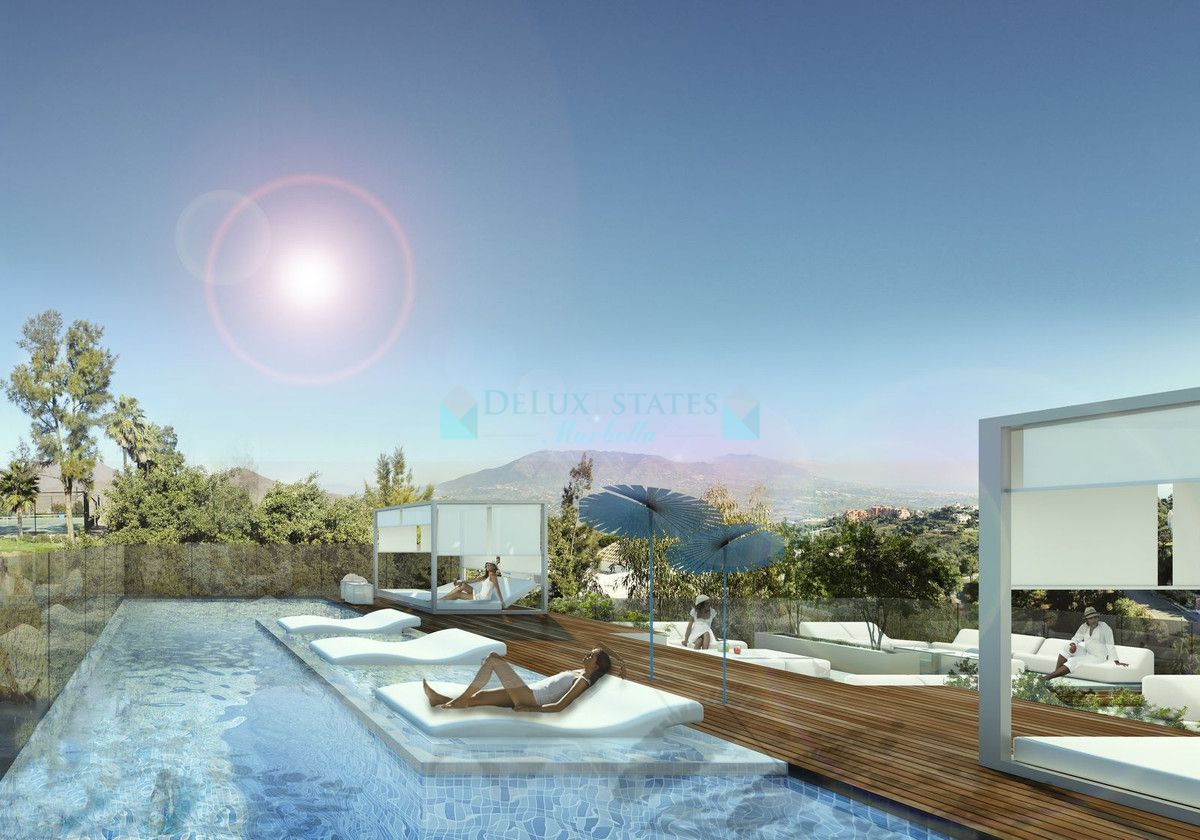 Hotel for sale in La Mairena, Marbella East