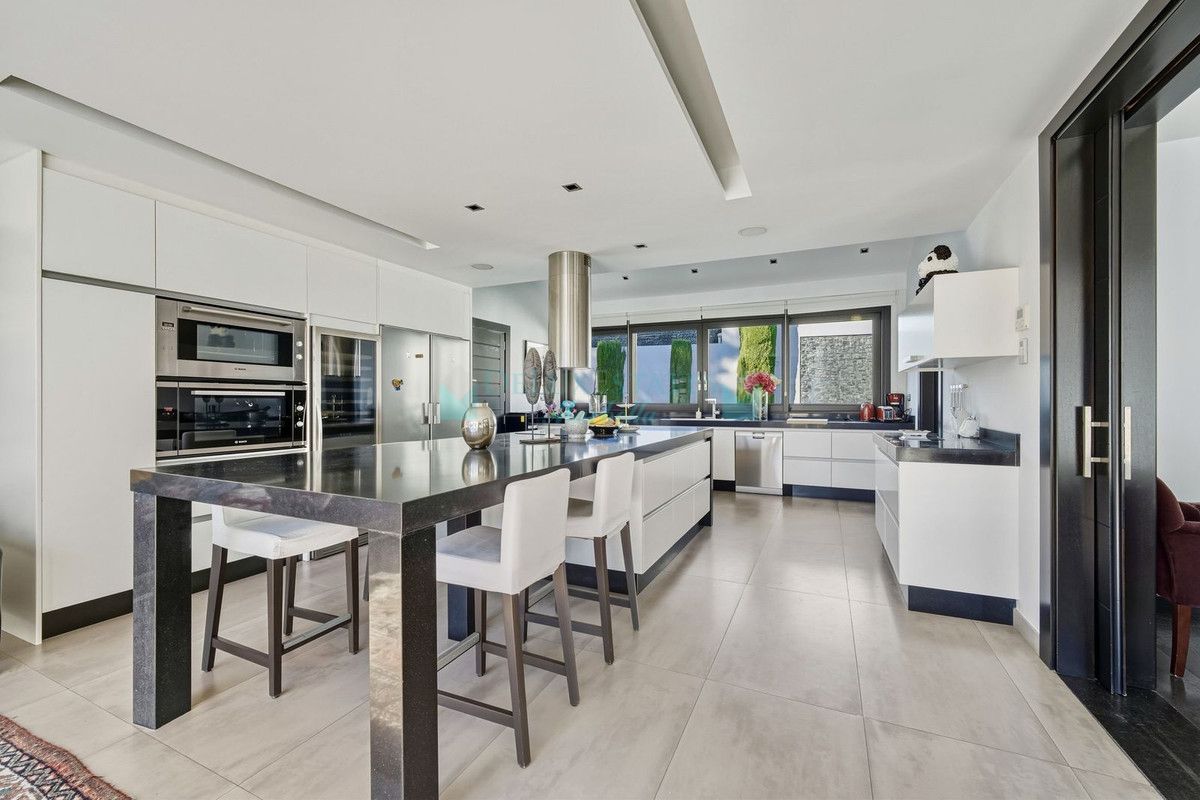 Villa en venta en Guadalmina Baja, San Pedro de Alcantara
