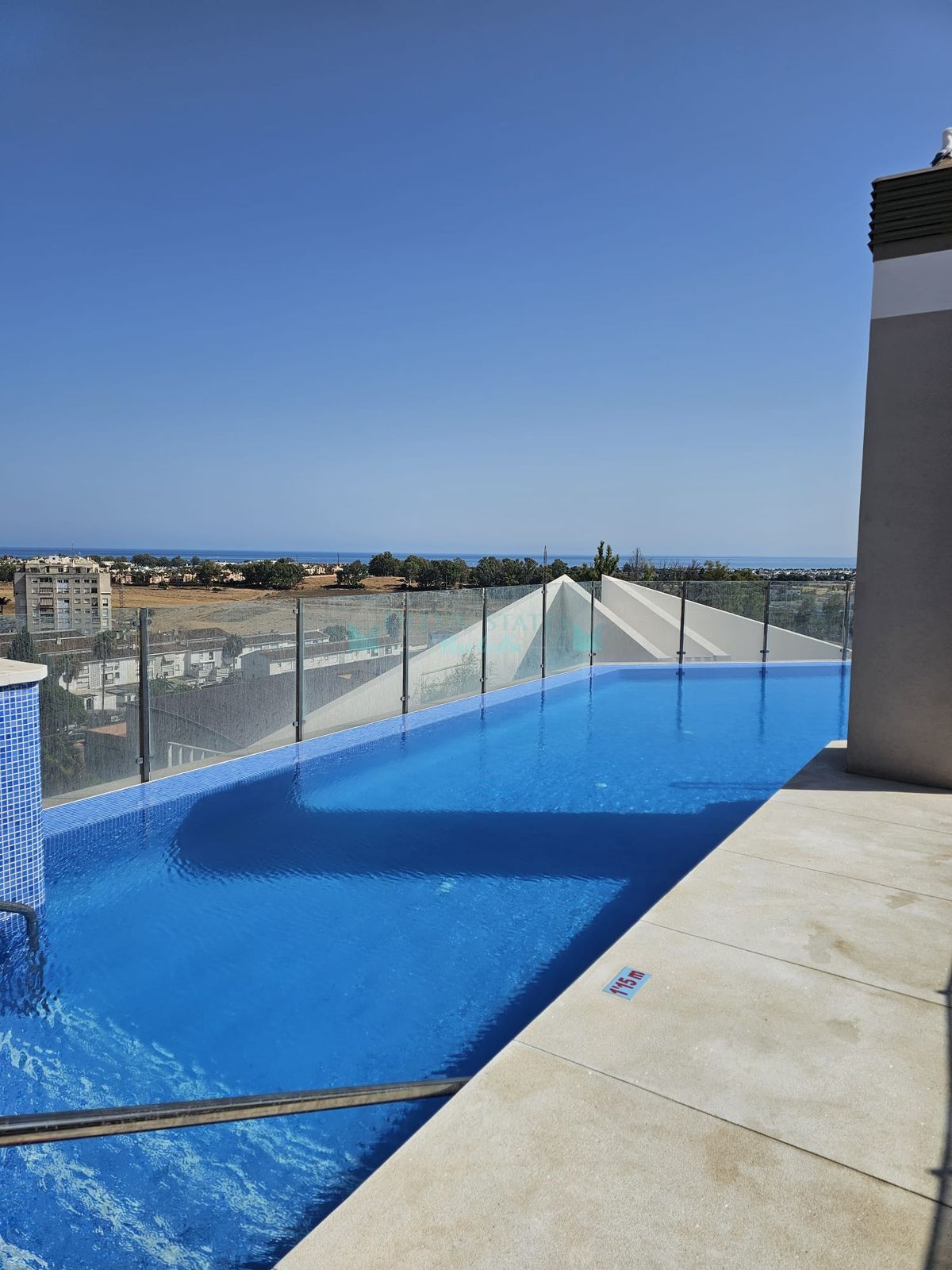 Penthouse for sale in La Campana, Nueva Andalucia