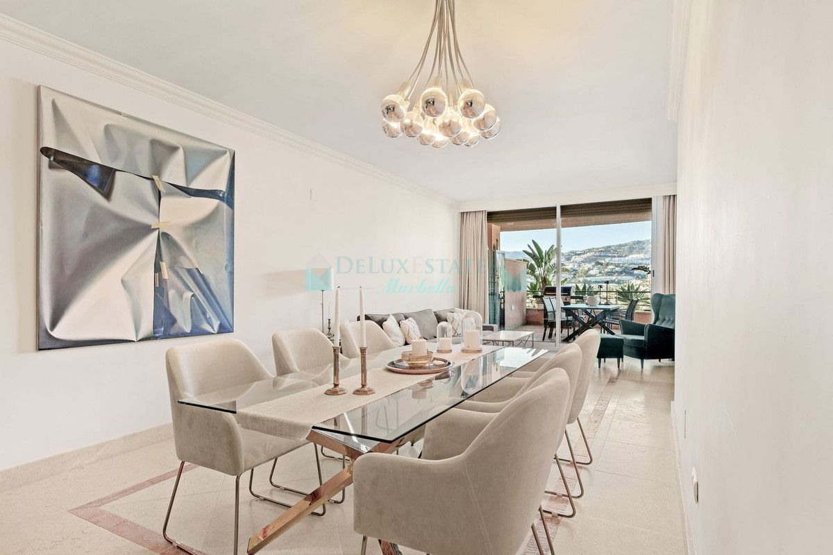 Apartment for sale in Nueva Andalucia