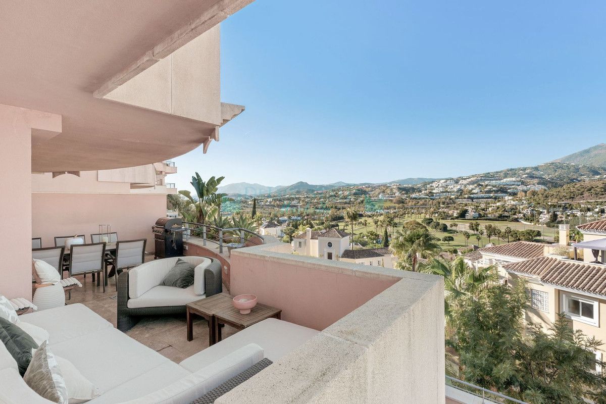 Apartment for sale in Nueva Andalucia