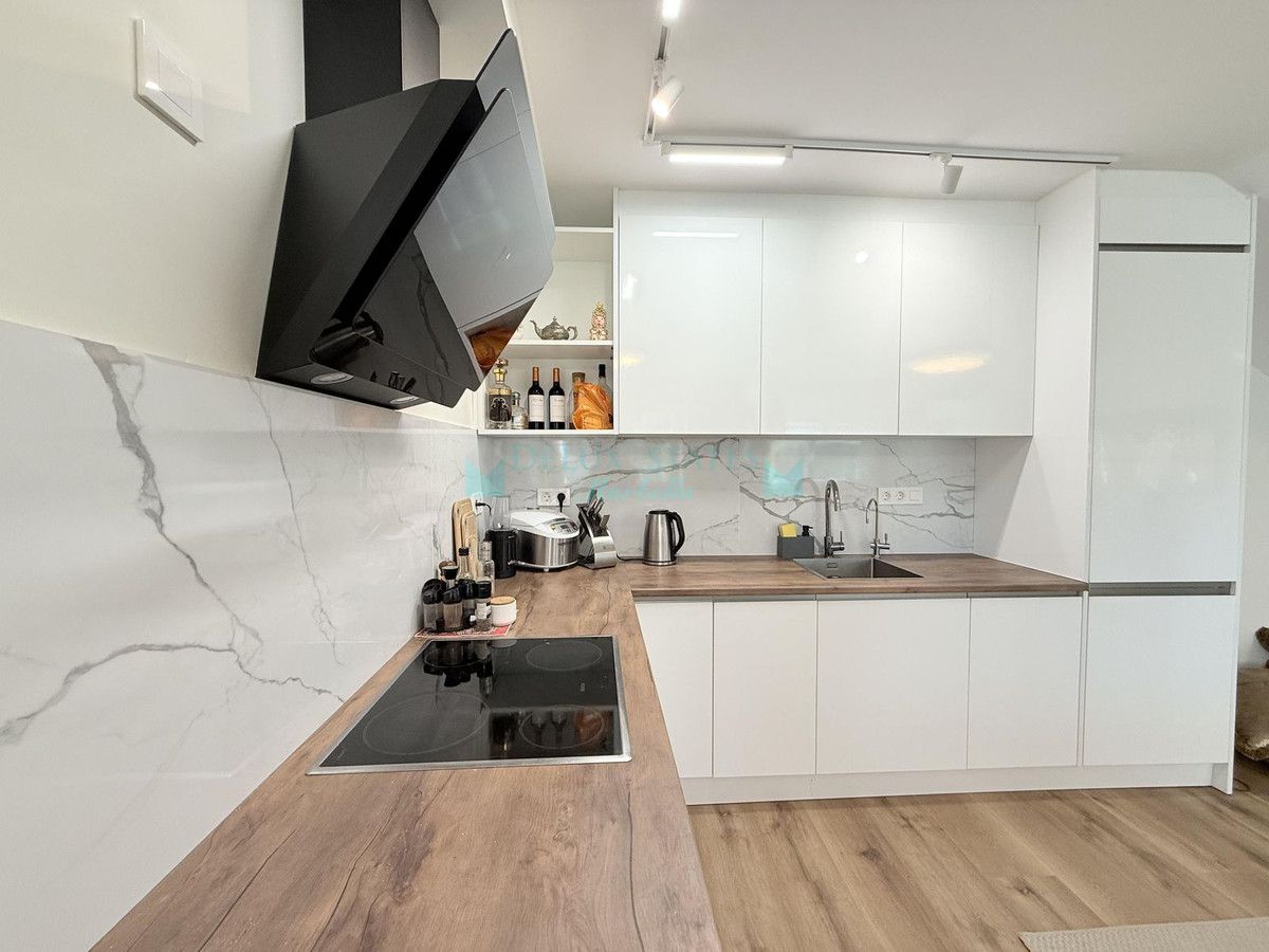 Town House for rent in New Golden Mile, Estepona