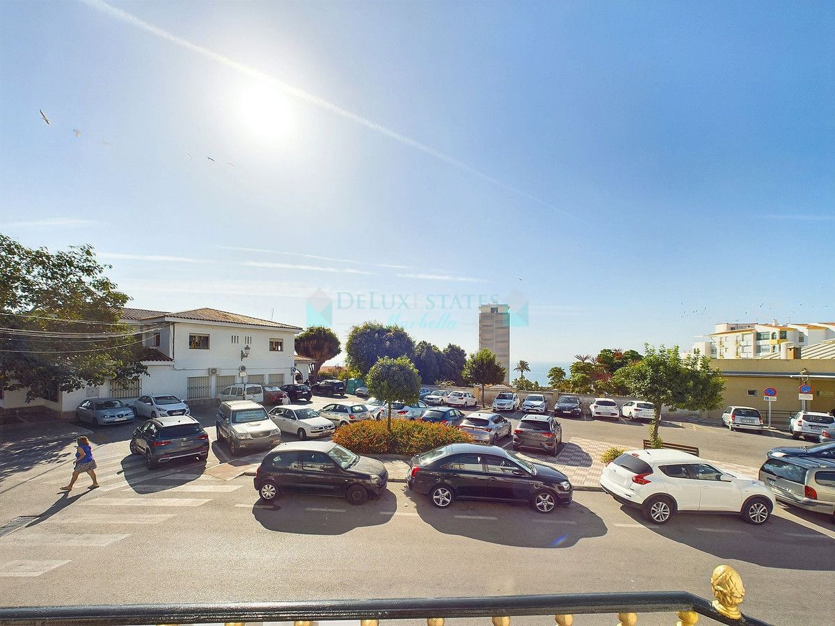 Town House for sale in Estepona