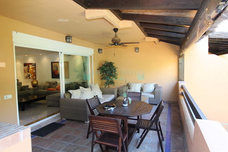 Semi Detached Villa for rent in Marbella Golden Mile