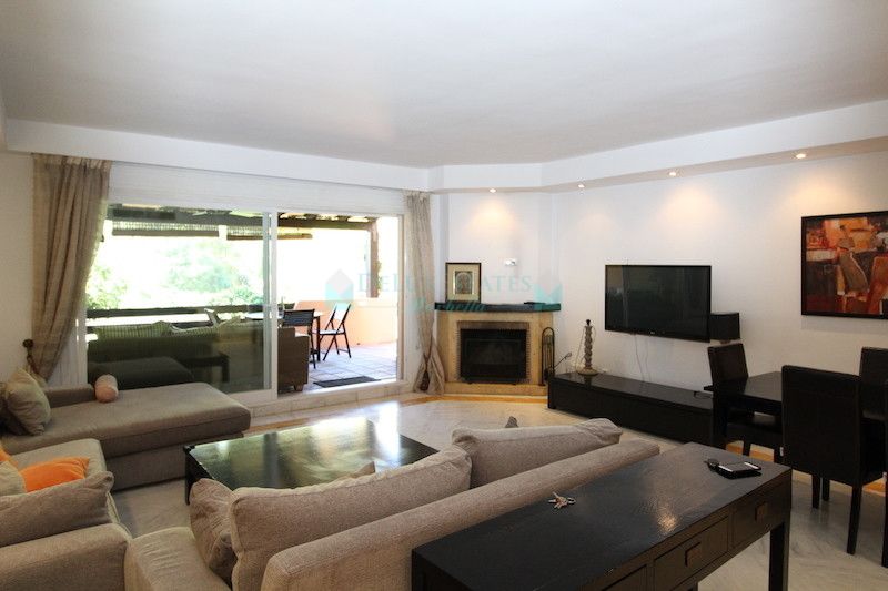 Semi Detached Villa for rent in Marbella Golden Mile