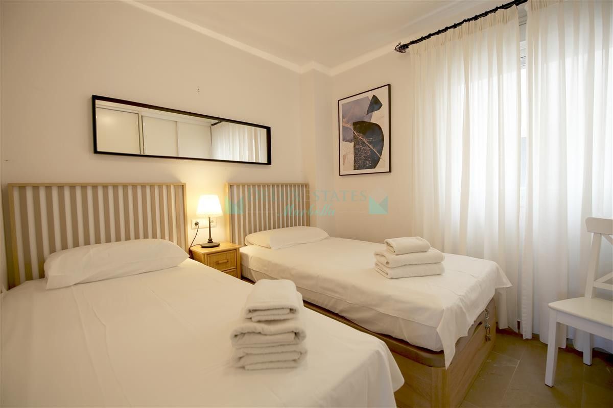 Apartment for rent in Estepona