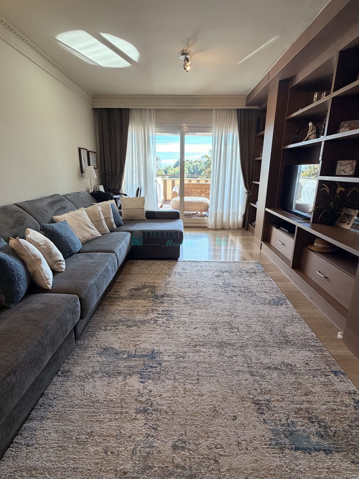 Apartment for sale in Sierra Blanca, Marbella Golden Mile