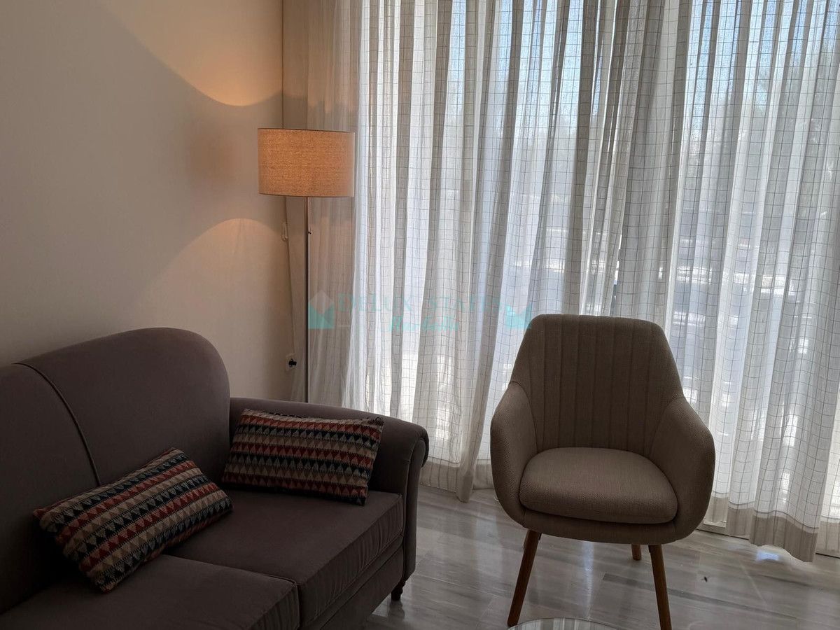 Apartment for sale in Las Chapas, Marbella East