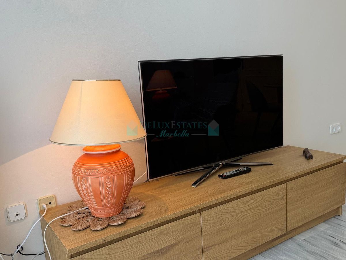 Apartment for sale in Las Chapas, Marbella East