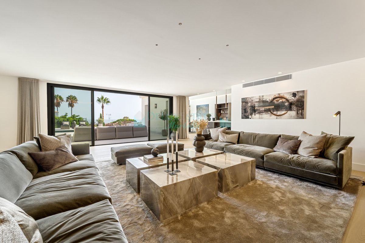 Villa for sale in Marbella Golden Mile