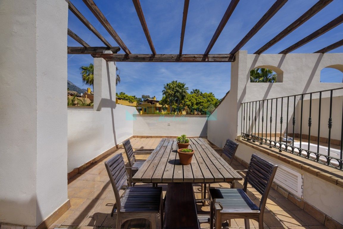 Town House for sale in Nagüeles, Marbella Golden Mile