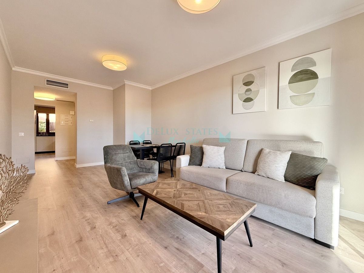 Ground Floor Apartment for sale in Benahavis