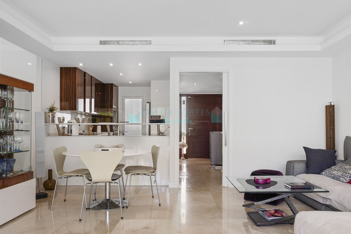 Semi Detached Villa for rent in Marbella Golden Mile