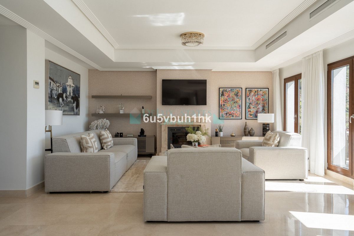 Villa en venta en Benahavis