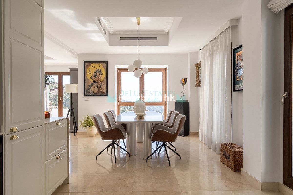 Villa en venta en Benahavis