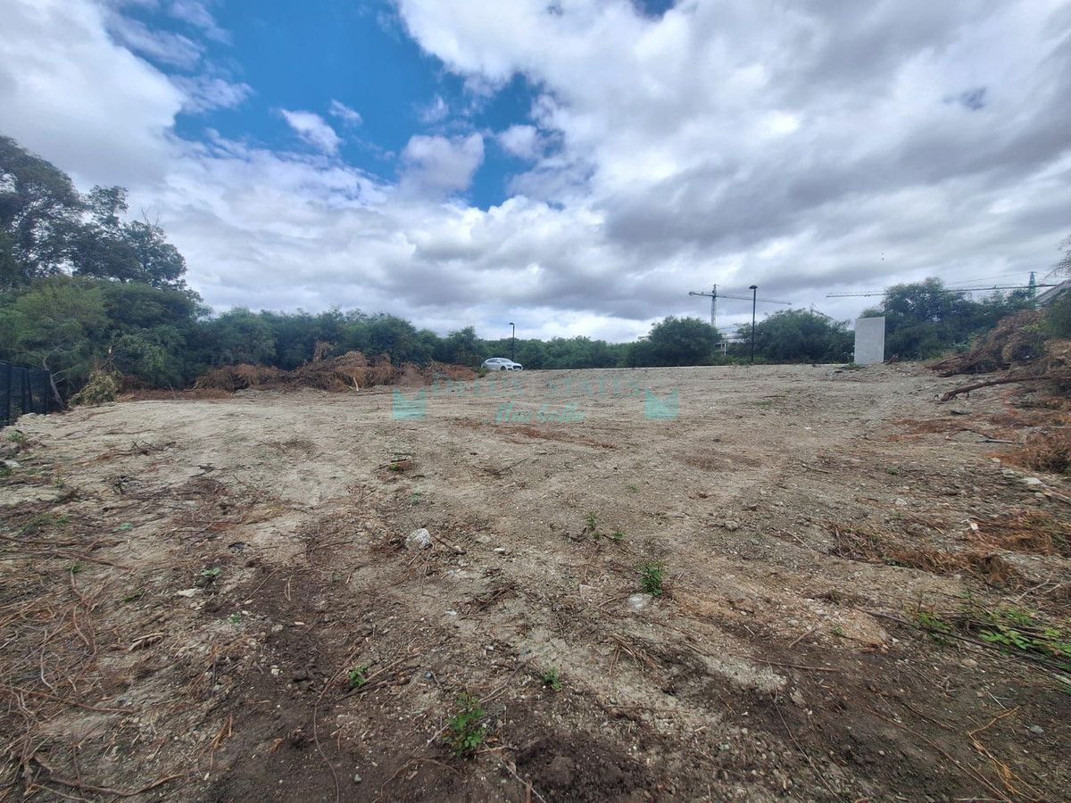 Residential Plot for sale in Estepona