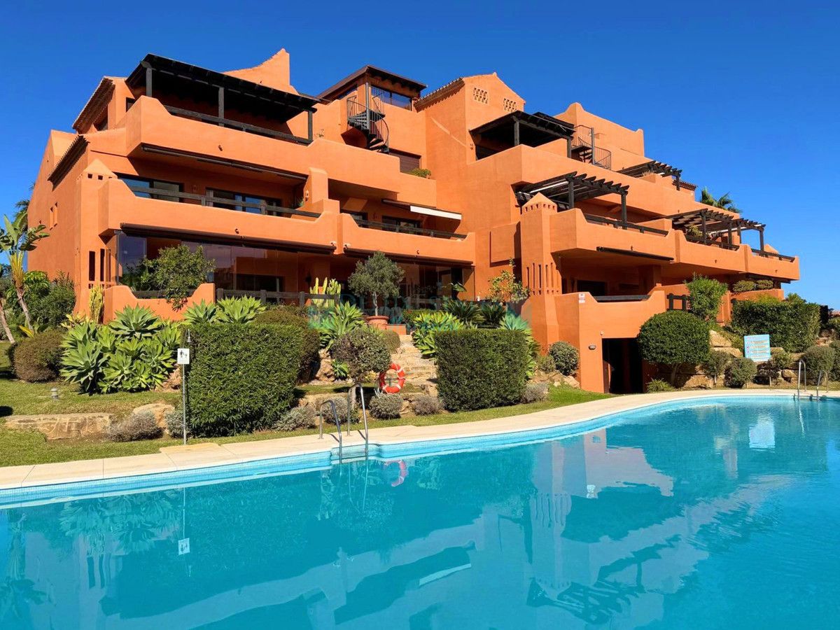Penthouse for sale in Estepona