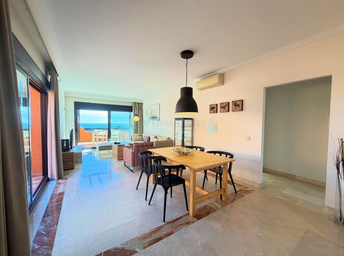 Penthouse for sale in Estepona