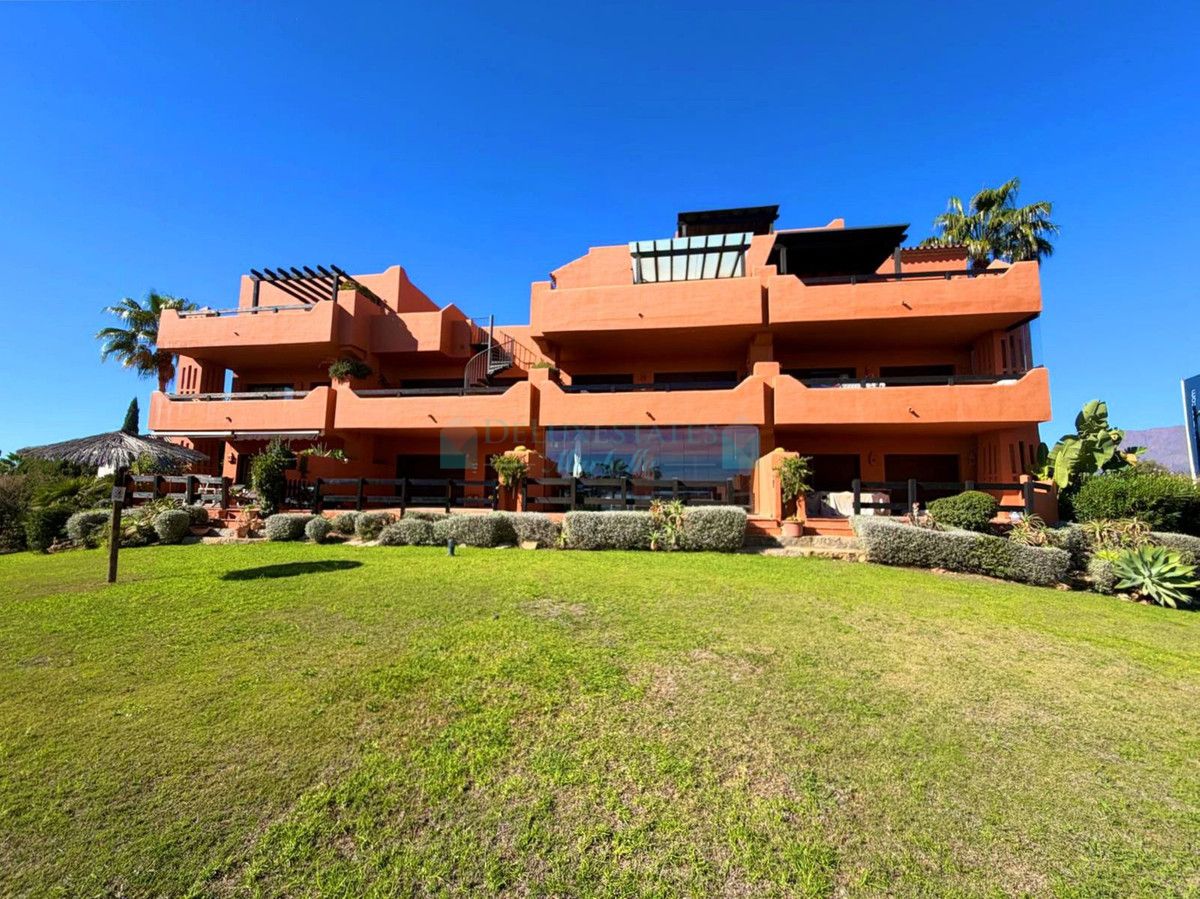 Penthouse for sale in Estepona