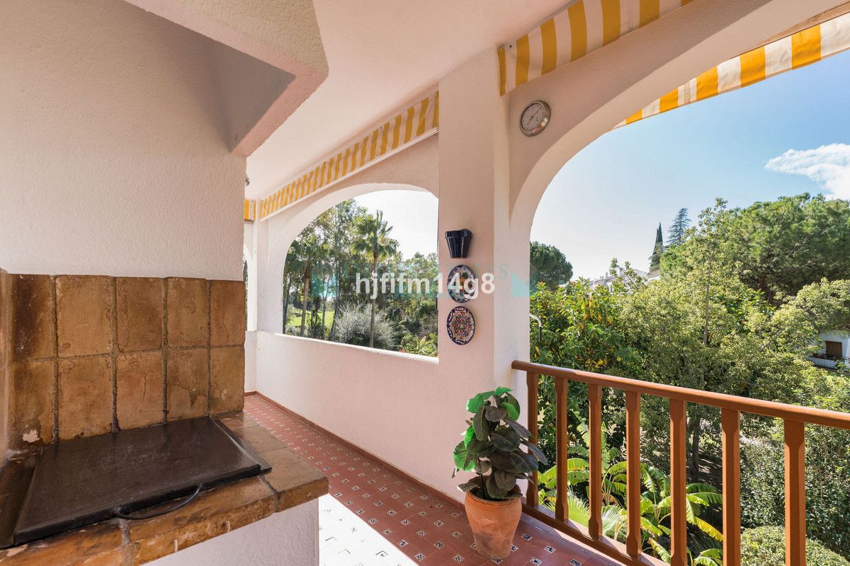 Apartment for sale in Nueva Andalucia