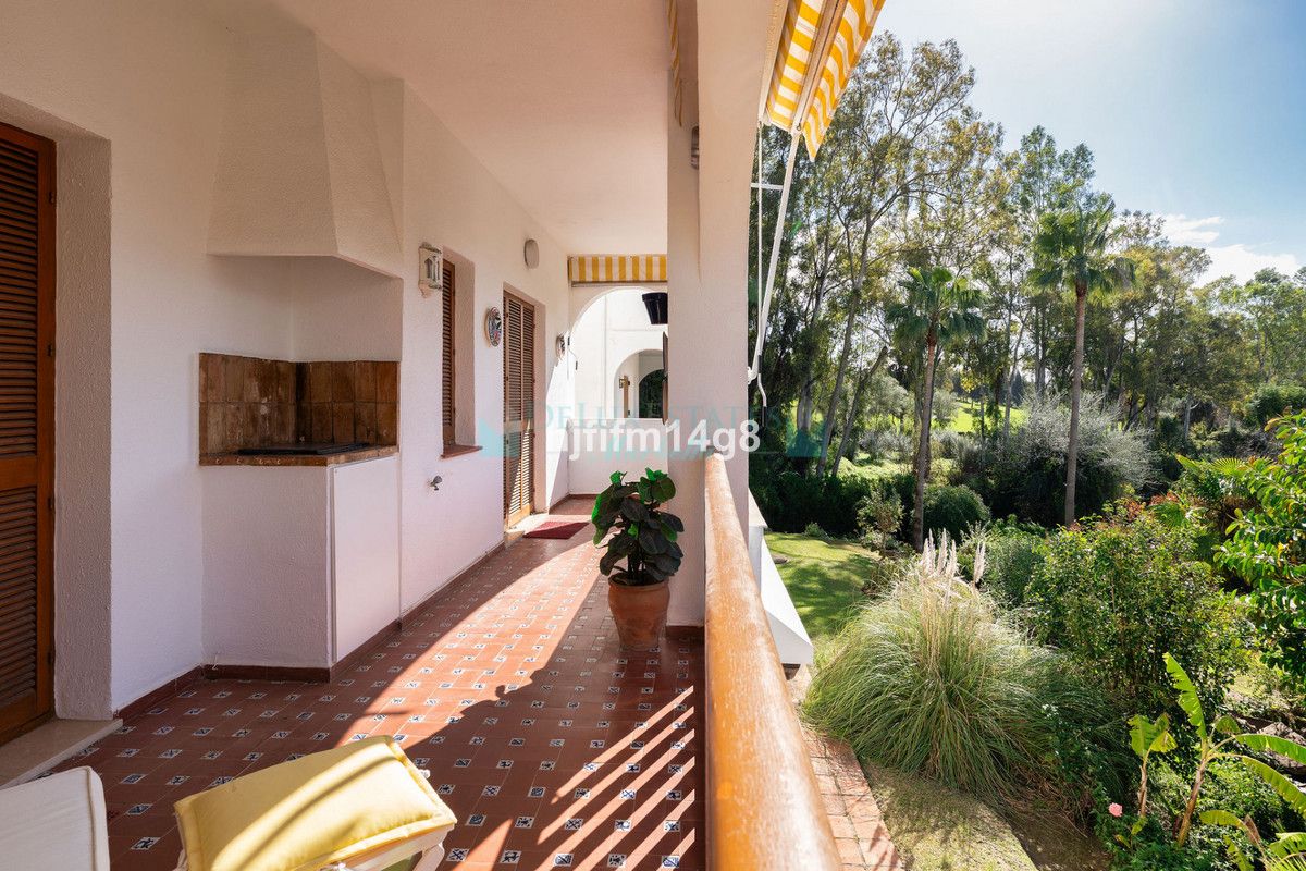 Apartment for sale in Nueva Andalucia