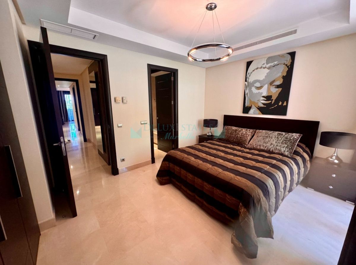 Apartamento Planta Baja en venta en Marbella - Puerto Banus